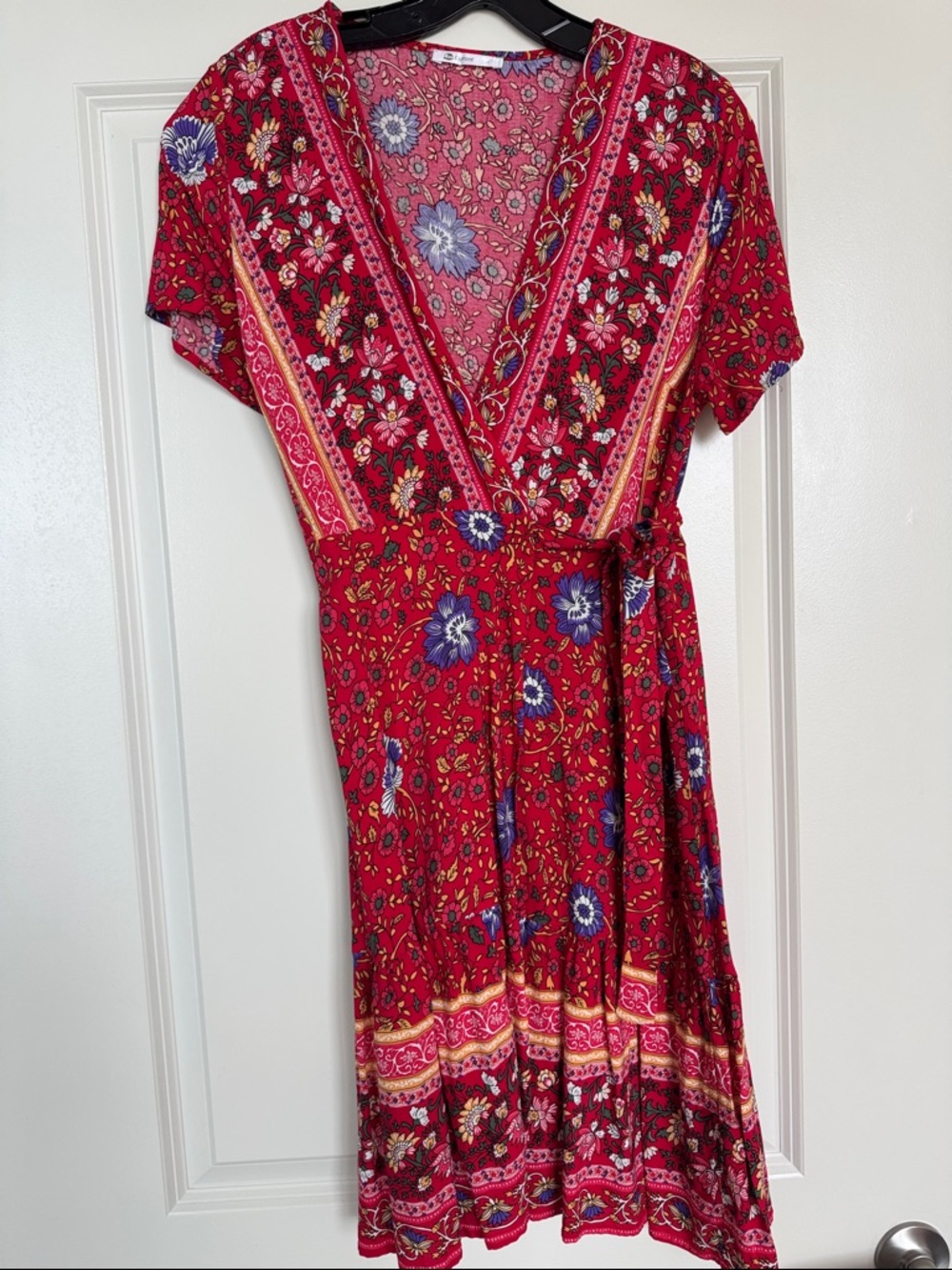 Red Floral Wrap Midi Dress - Elegant V-Neck Summer Dress